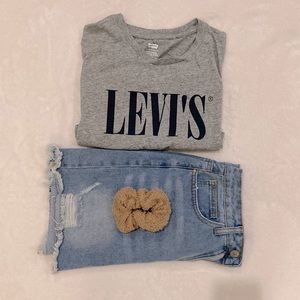 Levi’s grey short sleeve t-shirt - Medium